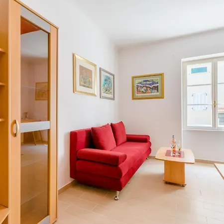 Apartment Ruby Split Exterior photo